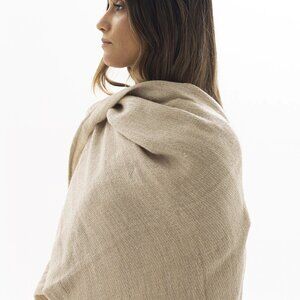 RUANA ANDINA (TEAR) (BABY LLAMA AND MERINO WOOL)